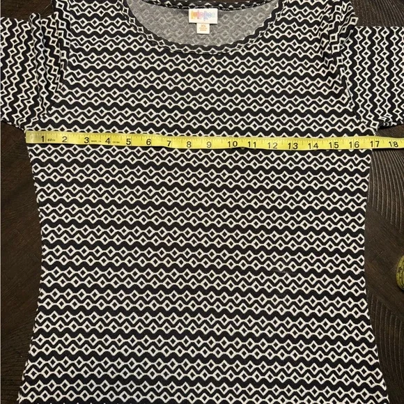 Lularoe Black and White Geometric Pattern Dress - Picture 4 of 5